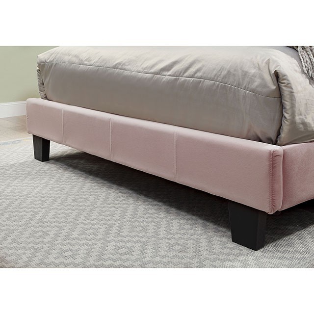 Blush Pink Bed Detail