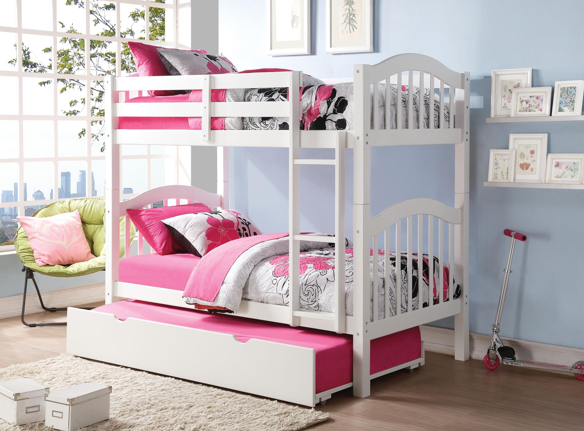 White Twin/Twin Bunk Bed w/ Trundle