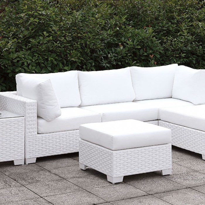 Patio Small L-Sectional Sofa Set w/ Right Chaise and Ottoman Close Up